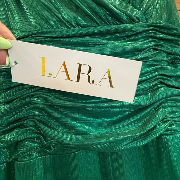 LARA Ruched Metallic Evening Dress MRSP $298 - Picture 7 of 7
